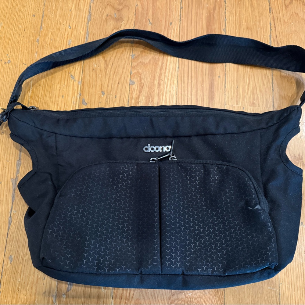 Doona Essentials stroller bag/parent caddy for Doona car seat stroller